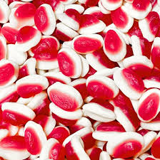 STRAWBERRIES & CREAM